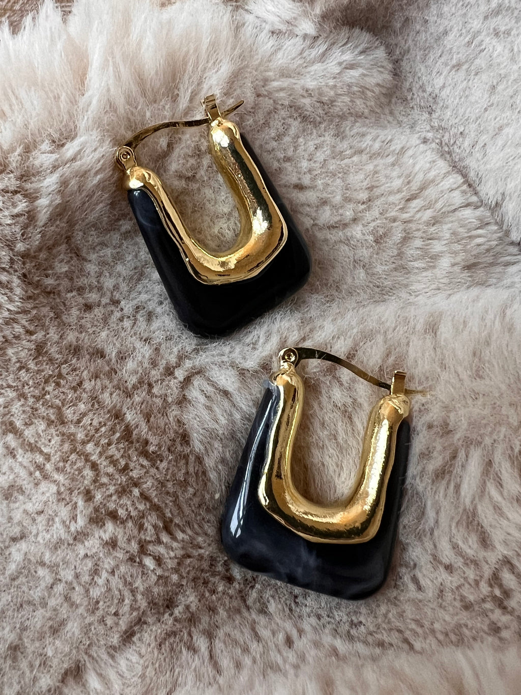 Marbled Hoops